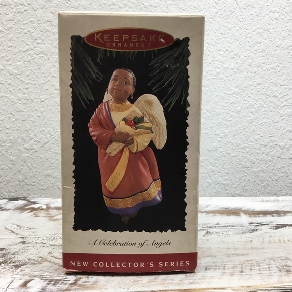 HALLMARK Vintage Keepsake Ornament A Celebration of Angels for African-Americans - Picture 1 of 7